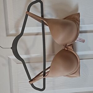 Victoria's Secret Body By Victoria Perfect Shape Bra 36C Praline